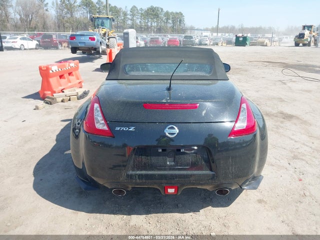 Nissan 370Z Touring
