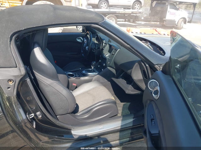 Nissan 370Z Touring