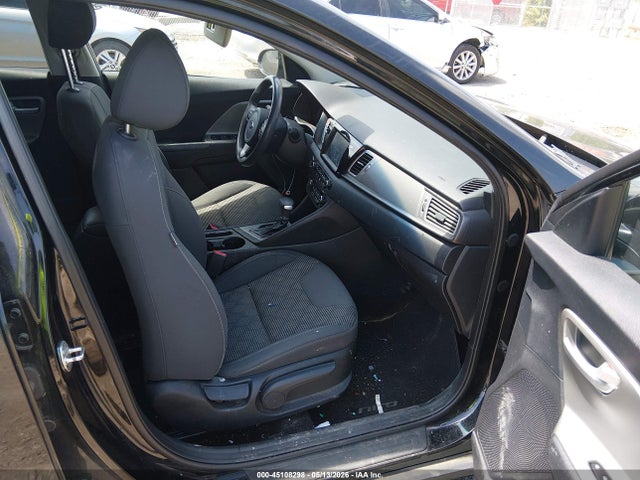 Kia Niro Lx