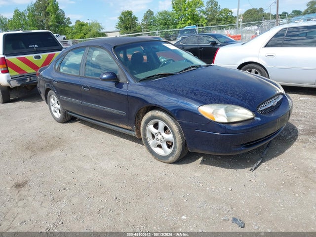 Salvage Ford Taurus Image