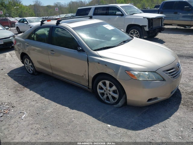 Salvage Toyota Camry Image
