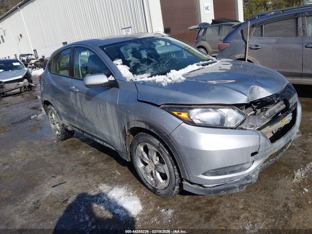 Salvage Honda HR-V Image