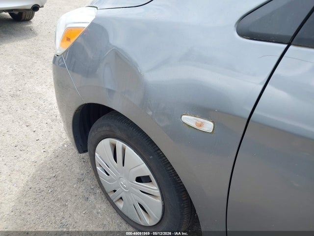 Mitsubishi Mirage Es