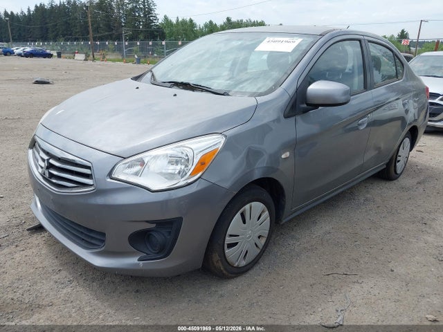 Mitsubishi Mirage Es
