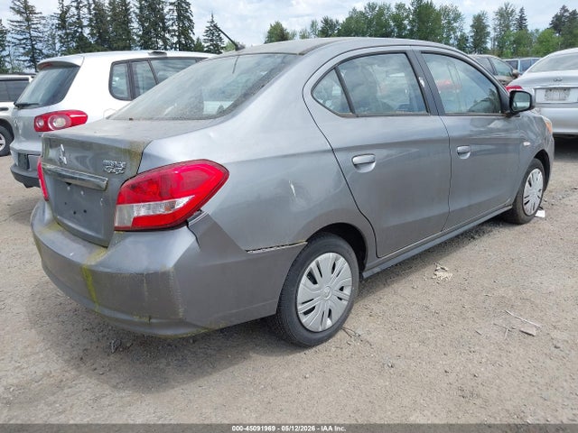 Mitsubishi Mirage Es