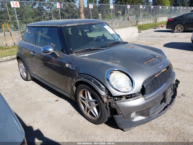 Salvage MINI Cooper S Image