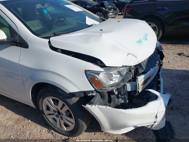 Chevrolet Sonic Lt Auto