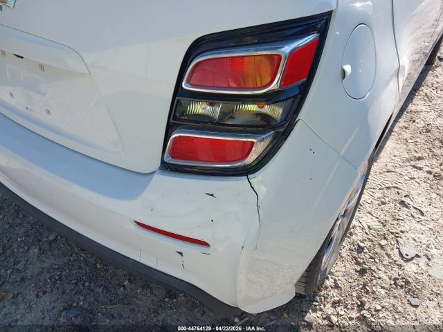 Chevrolet Sonic Lt Auto