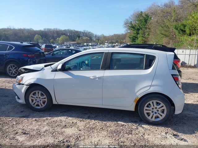 Chevrolet Sonic Lt Auto