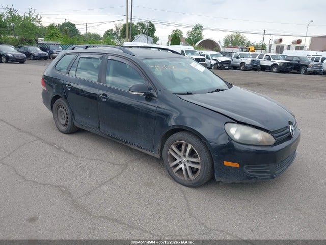 Salvage Volkswagen Jetta Image