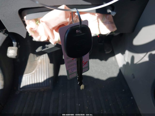 Toyota Sienna L