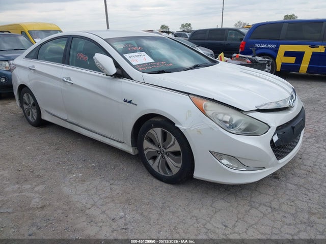 Salvage Hyundai SONATA Image