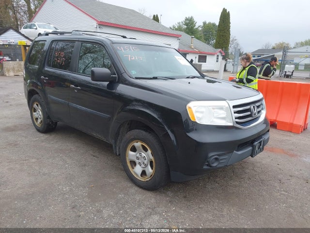 Salvage Honda Pilot Image