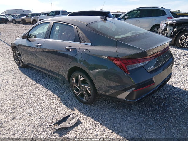 Hyundai ELANTRA Sel