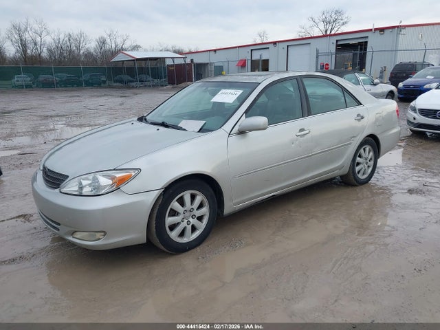 Toyota Camry Xle V6