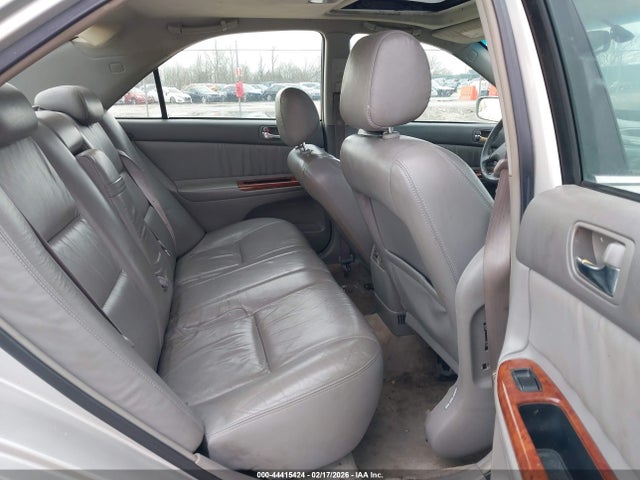 Toyota Camry Xle V6