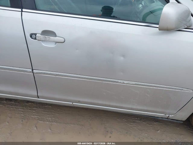 Toyota Camry Xle V6