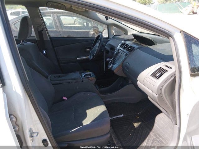 Toyota Prius v Three