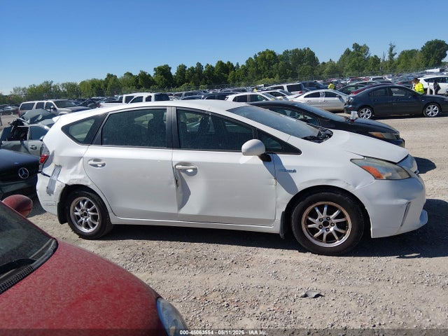 Toyota Prius v Three