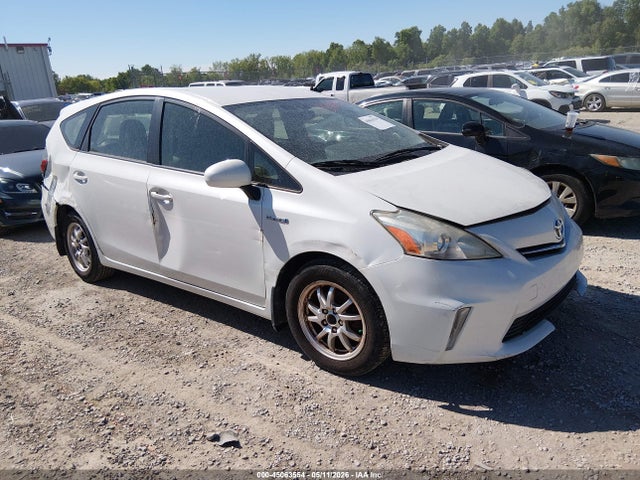 Salvage Toyota Prius v Image