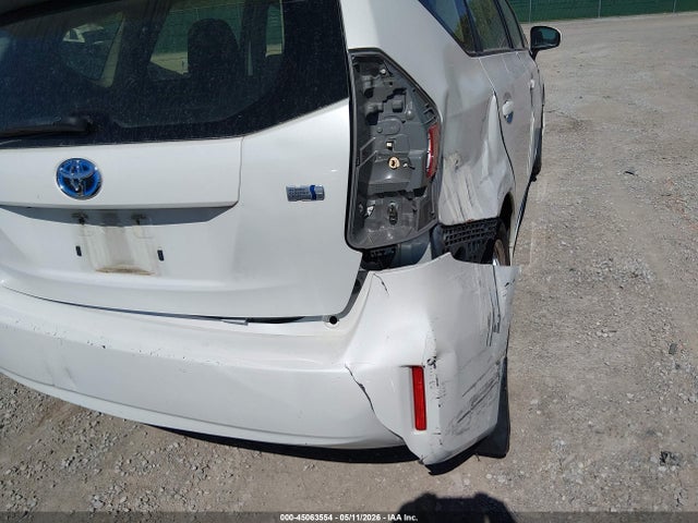 Toyota Prius v Three