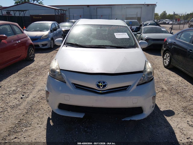 Toyota Prius v Three
