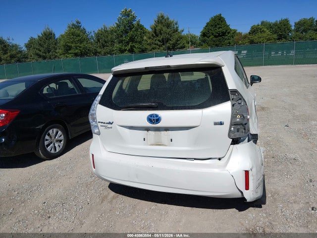 Toyota Prius v Three