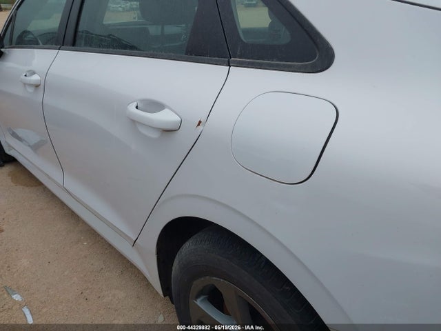 Kia K5 Lx