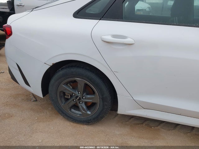 Kia K5 Lx