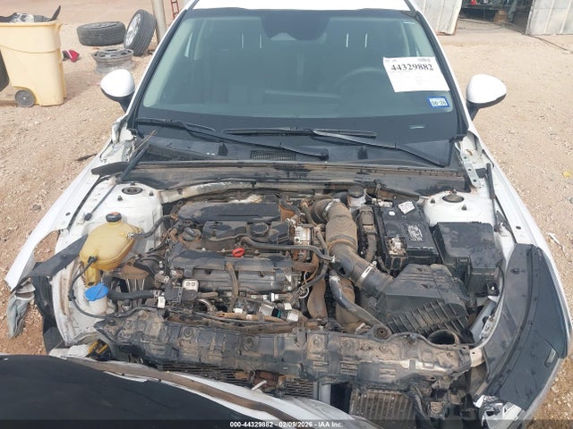 Kia K5 Lx