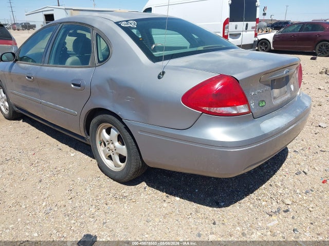 Ford Taurus Se