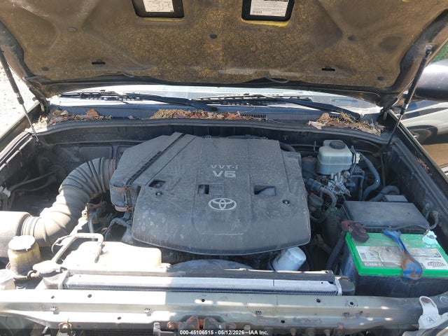 Toyota 4Runner Limited V6