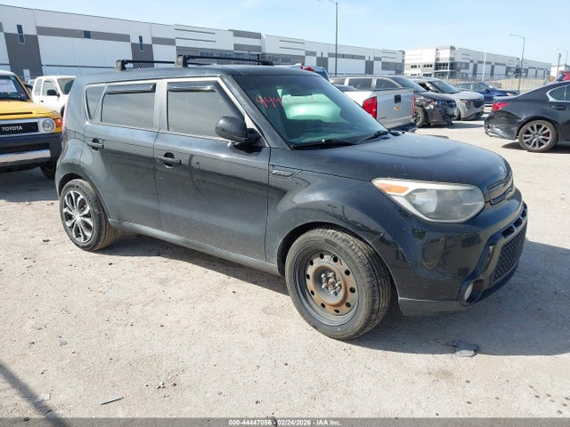 Salvage Kia Soul Image