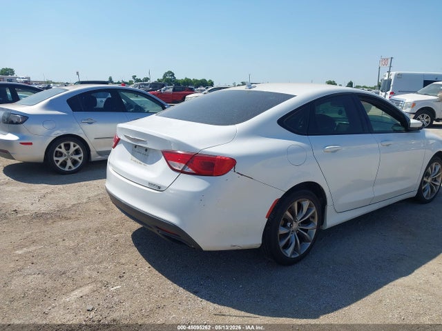 Chrysler 200 S