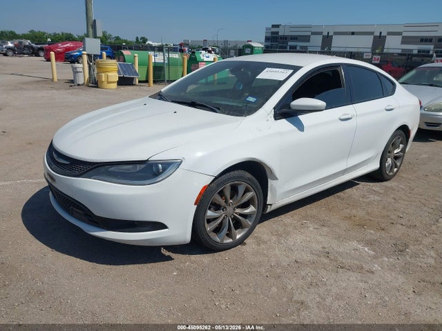 Chrysler 200 S