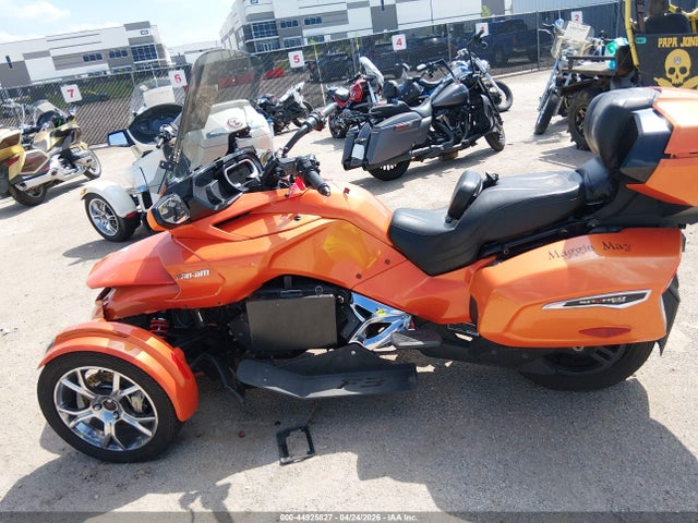 Can-Am Spyder Roadster