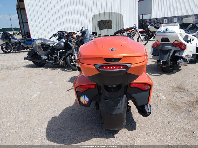 Can-Am Spyder Roadster