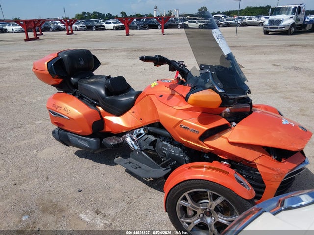 Can-Am Spyder Roadster