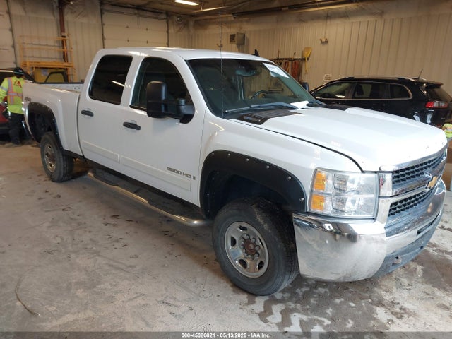 Salvage Chevrolet Silverado 2500 Image