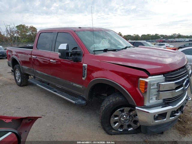 Salvage Ford F-350 Image
