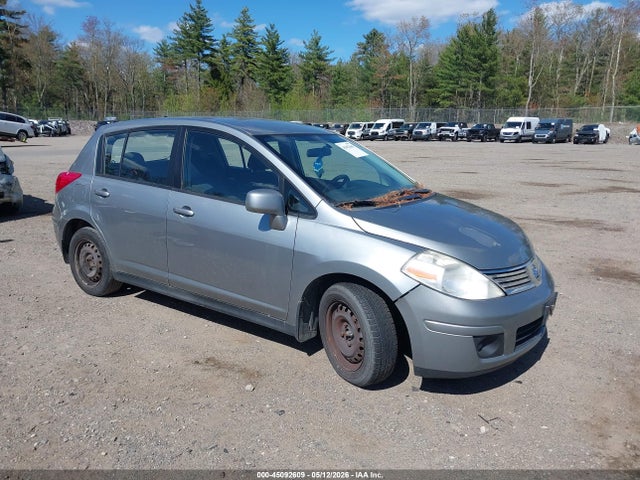 Salvage Nissan Versa Image