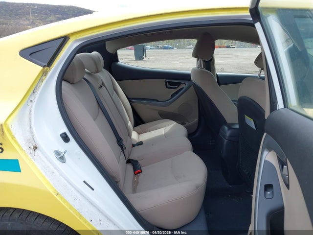 Hyundai ELANTRA Se