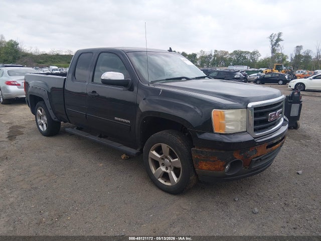 Salvage GMC Sierra 1500 Image