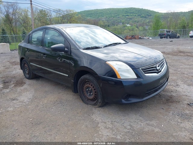 Salvage Nissan Sentra Image
