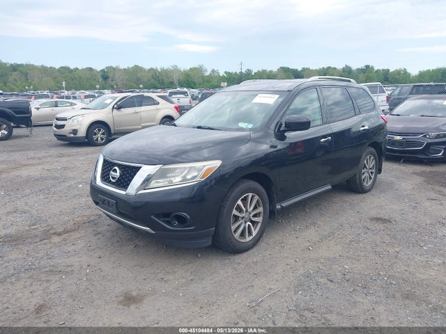 Nissan Pathfinder S