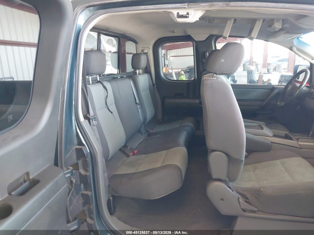 Nissan Titan Se