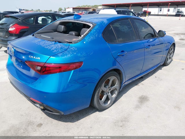 Alfa Romeo Giulia Rwd