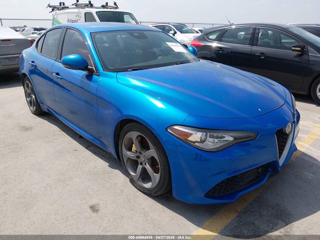Salvage Alfa Romeo Giulia Image