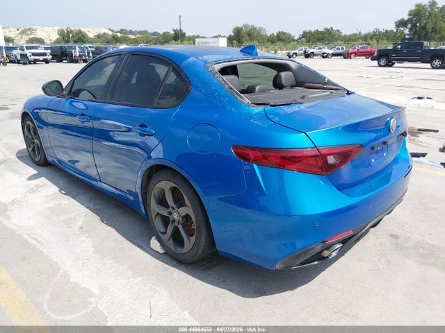 Alfa Romeo Giulia Rwd