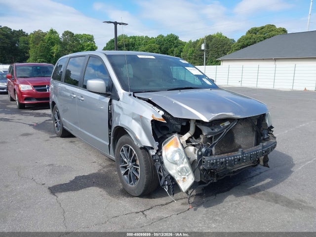 Salvage Dodge Grand Caravan Image